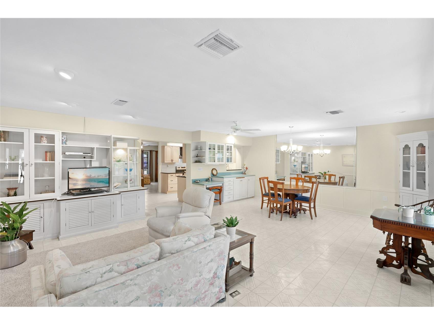 5701 Blount Avenue Sarasota FL 34231 A4697731 image13