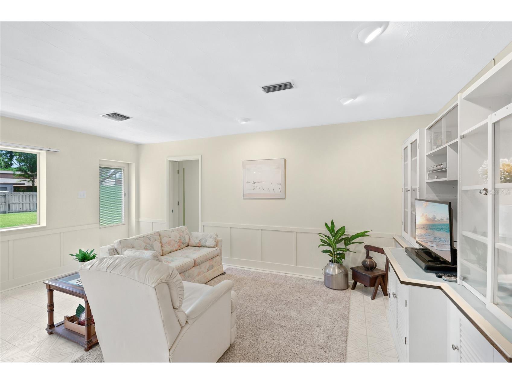 5701 Blount Avenue Sarasota FL 34231 A4697731 image15