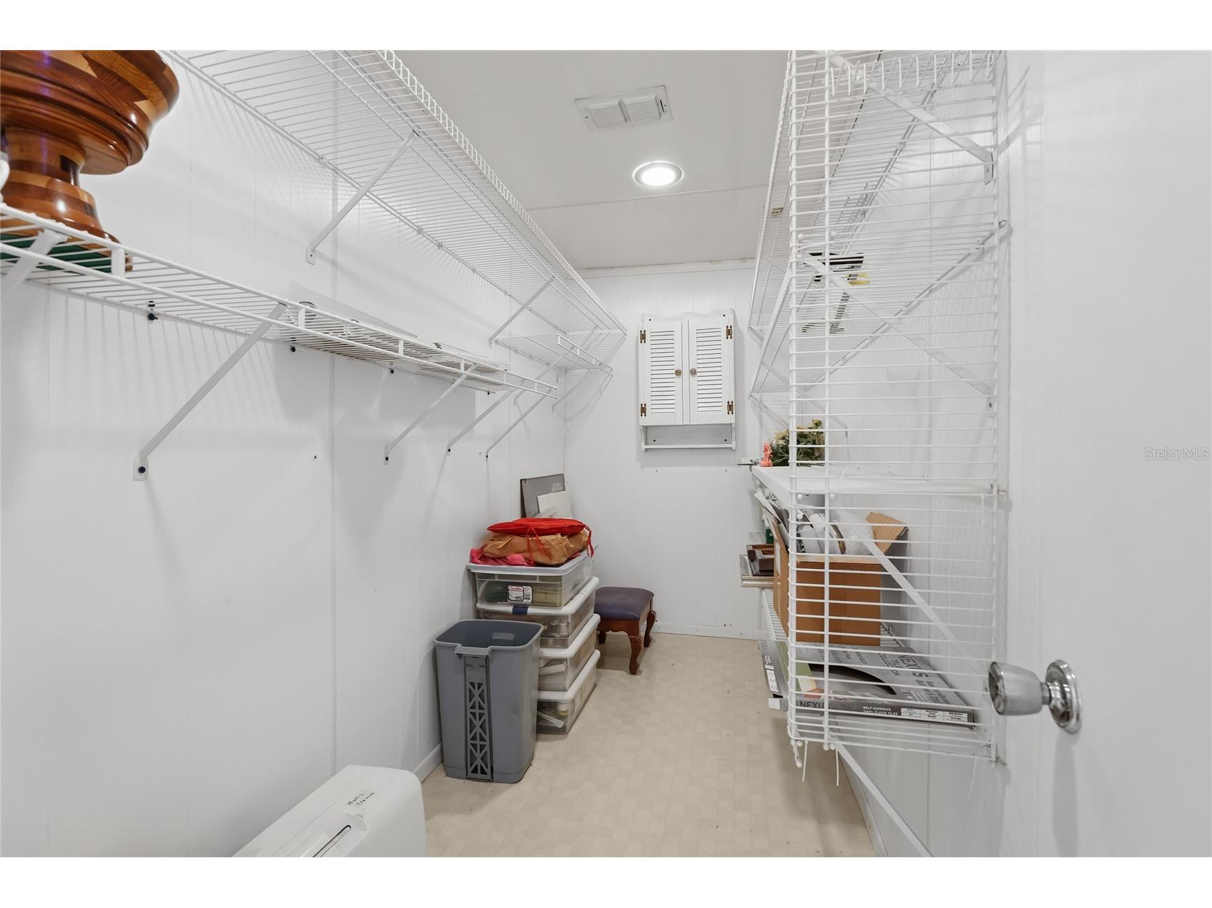 5701 Blount Avenue Sarasota FL 34231 A4697731 image20
