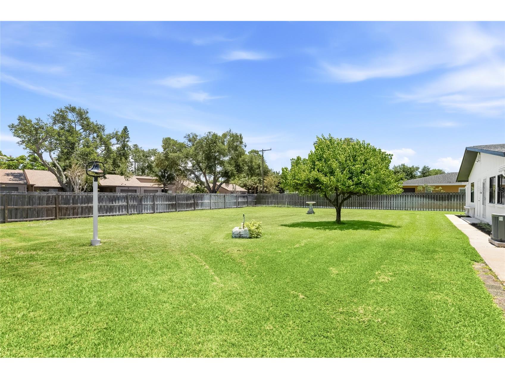 5701 Blount Avenue Sarasota FL 34231 A4697731 image30