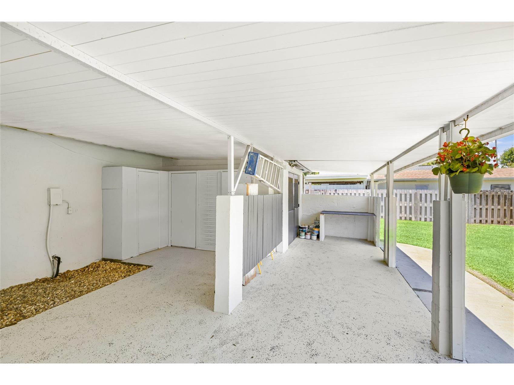 5701 Blount Avenue Sarasota FL 34231 A4697731 image32