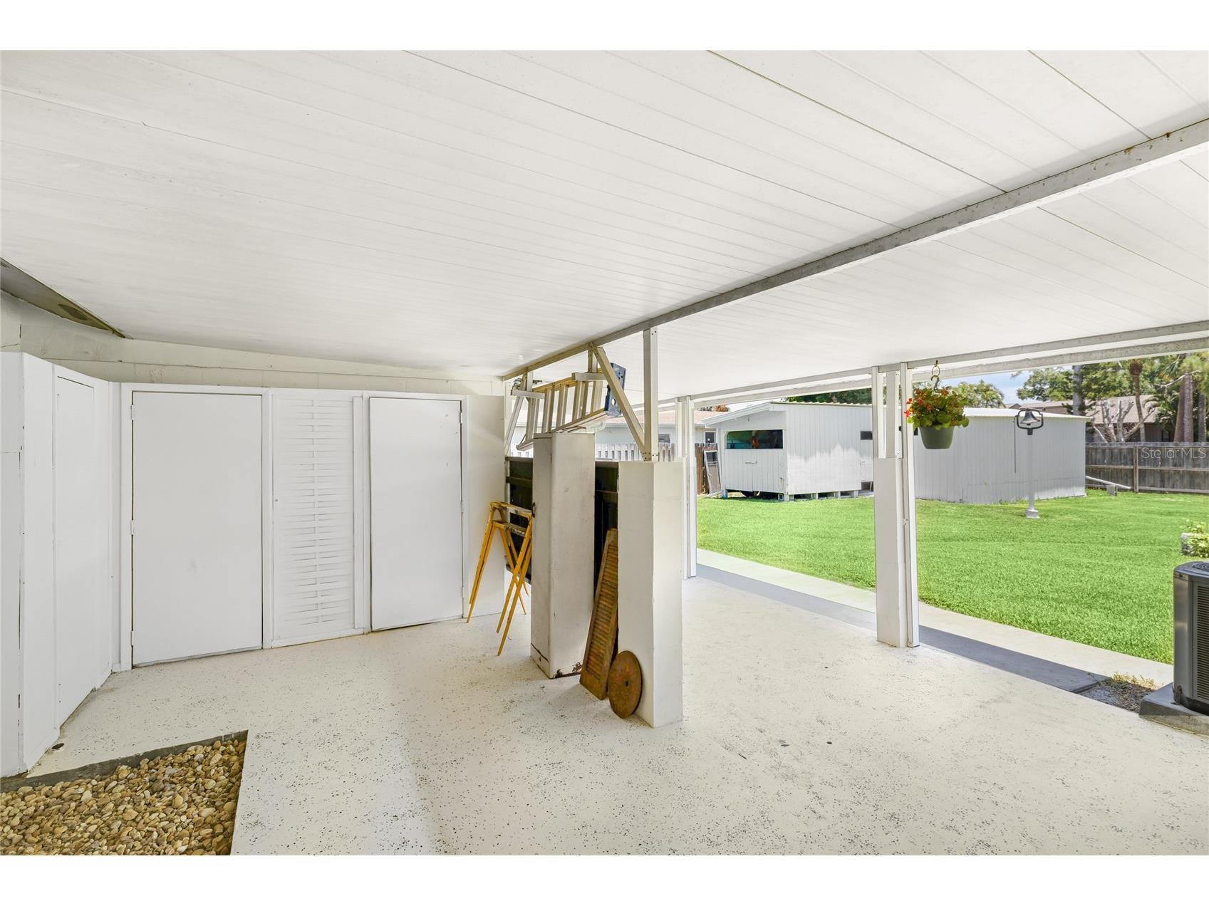 5701 Blount Avenue Sarasota FL 34231 A4697731 image33