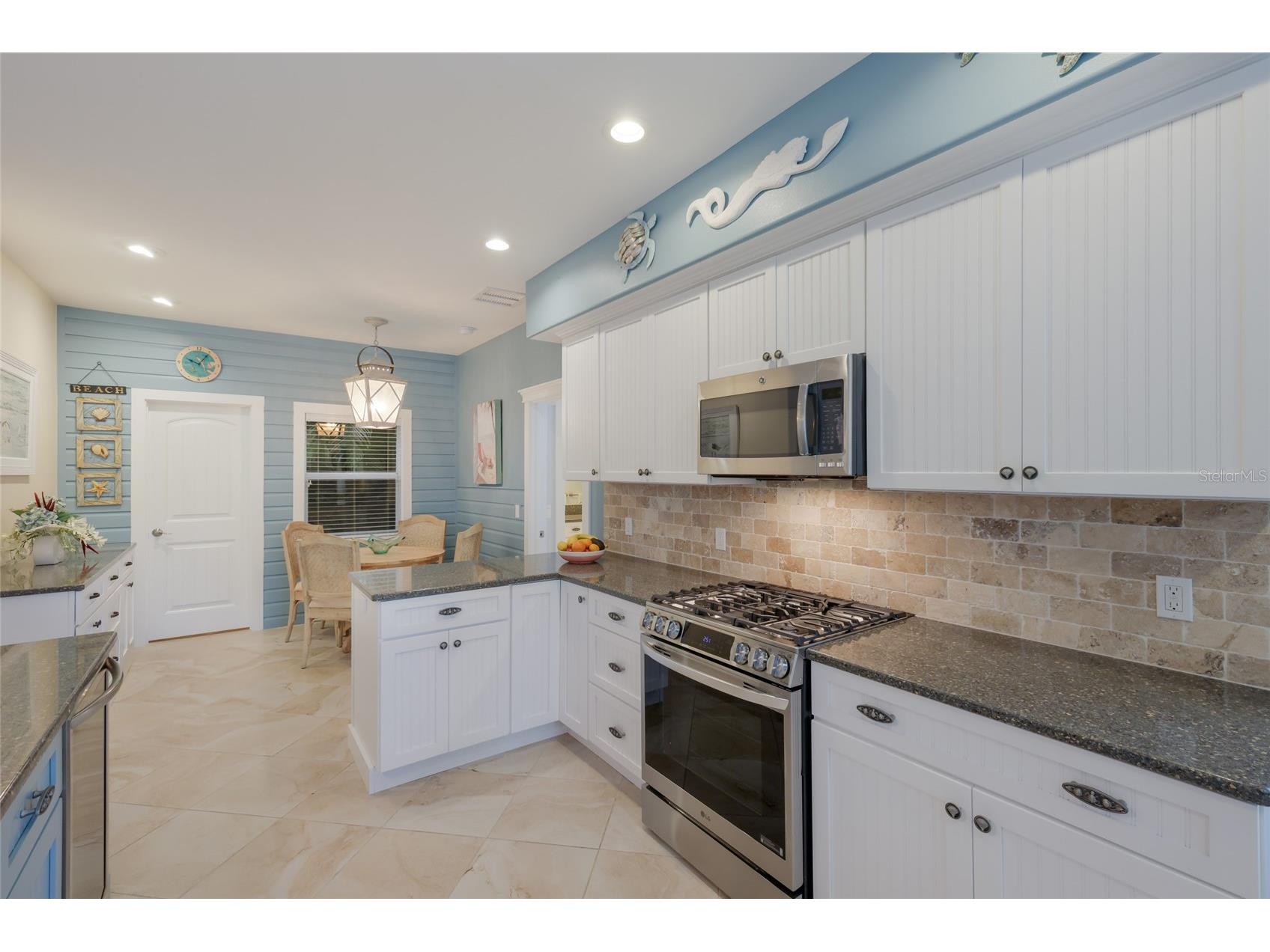 5701 Carissa Street Holmes Beach FL 34217 A4688232 image19