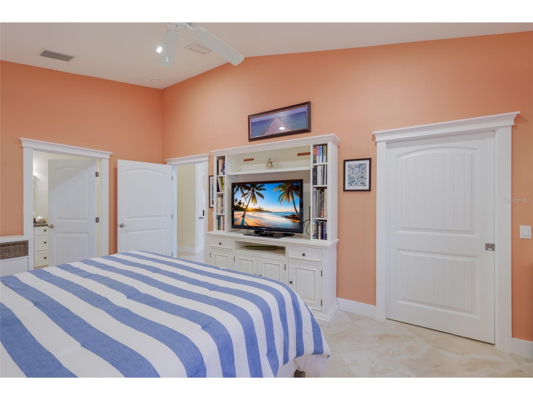 5701 Carissa Street Holmes Beach FL 34217 A4688232 image32