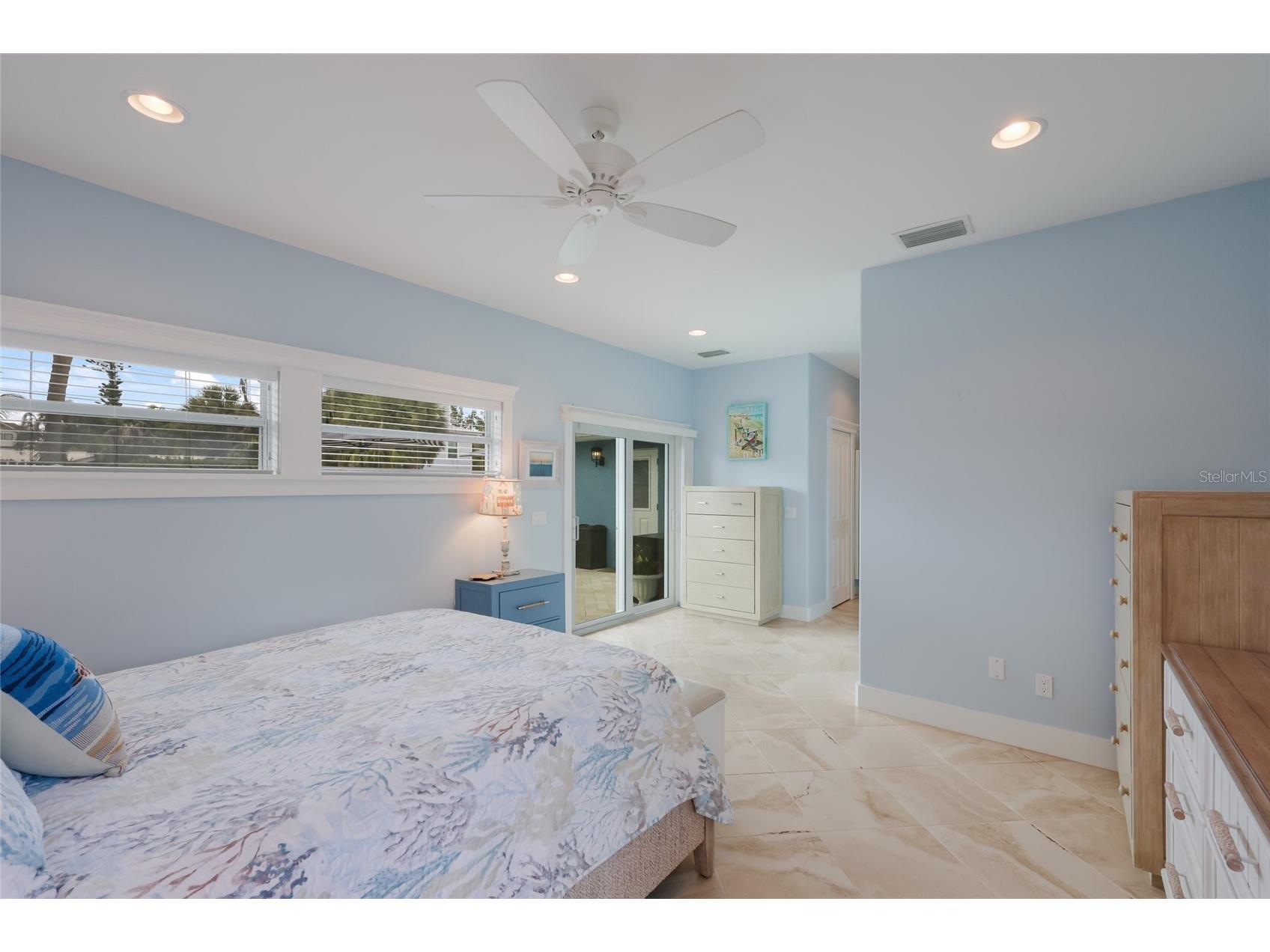 5701 Carissa Street Holmes Beach FL 34217 A4688232 image35