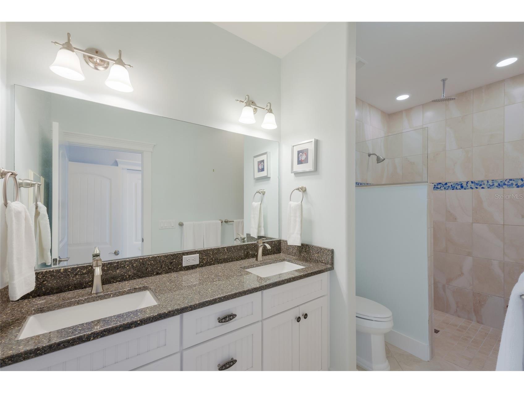 5701 Carissa Street Holmes Beach FL 34217 A4688232 image36