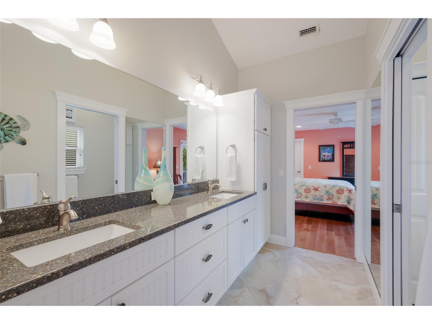 5701 Carissa Street Holmes Beach FL 34217 A4688232 image42