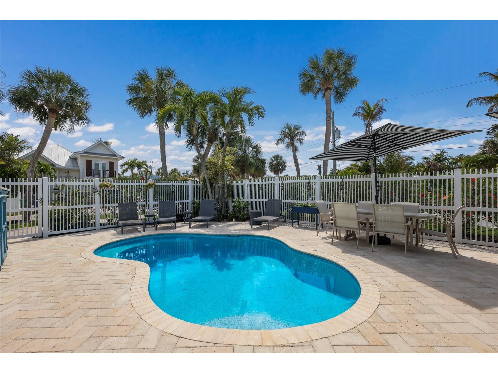 5701 Carissa Street Holmes Beach FL 34217 A4688232 image46