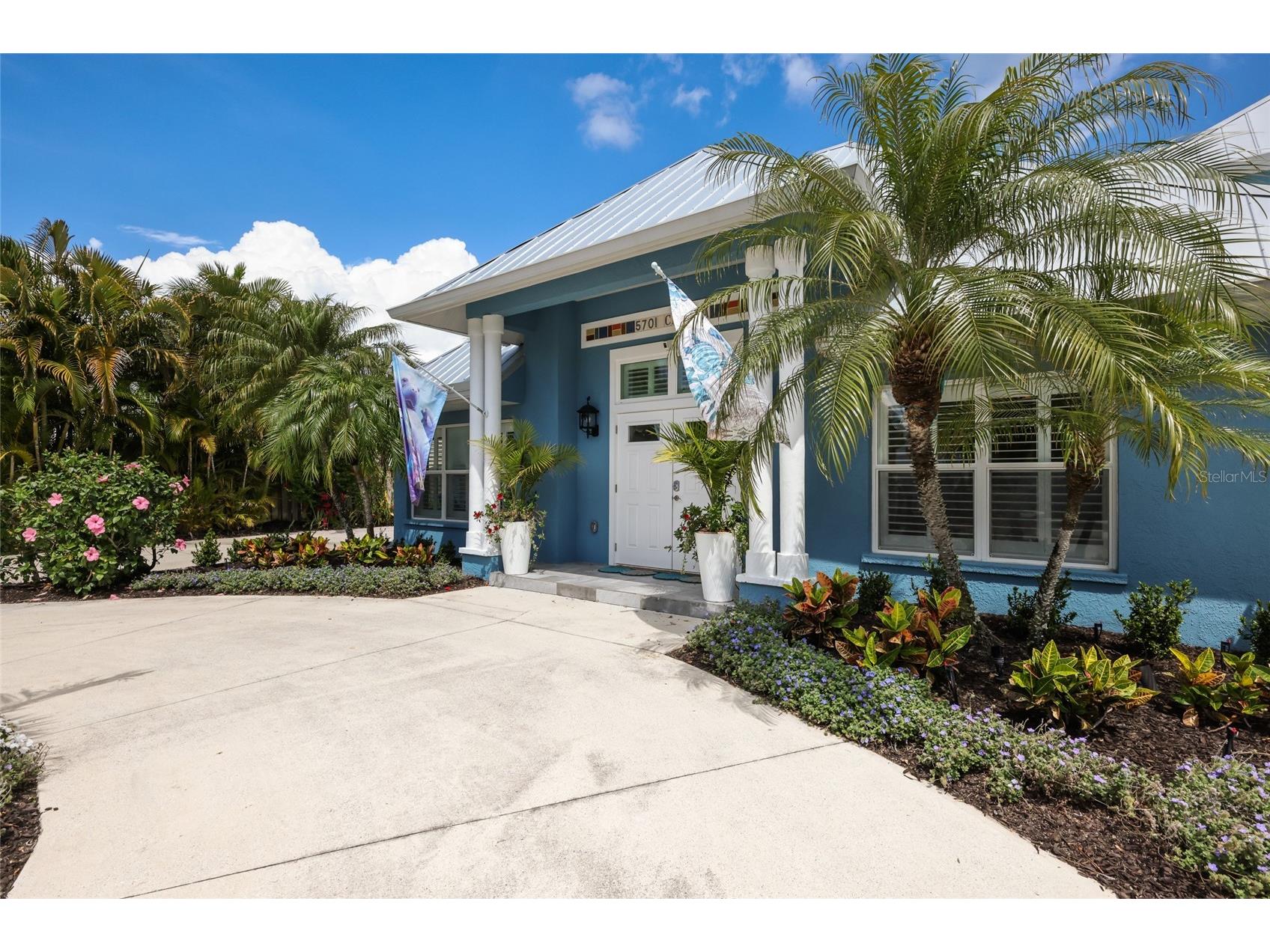 5701 Carissa Street Holmes Beach FL 34217 A4688232 image5