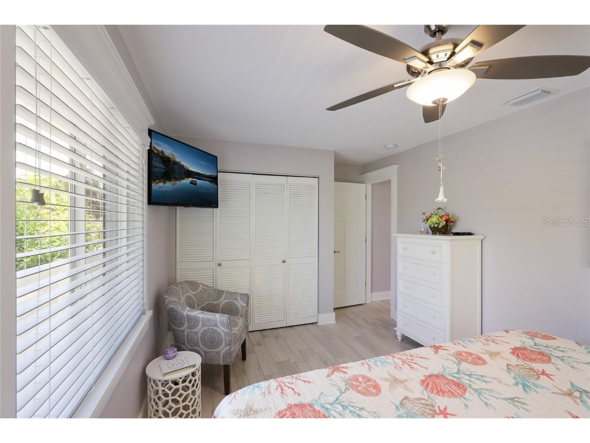 5701 Holmes Boulevard #B Holmes Beach FL 34217 A4664743 image17