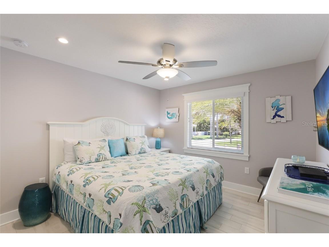 5701 Holmes Boulevard #B Holmes Beach FL 34217 A4664743 image19