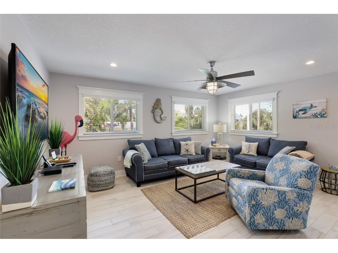 5701 Holmes Boulevard #B Holmes Beach FL 34217 A4664743 image9