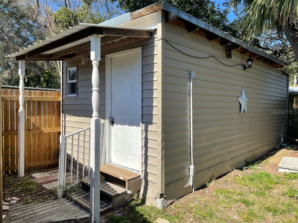 5701 Middlesex Drive #2 Tampa FL 33615 L4942361 image1