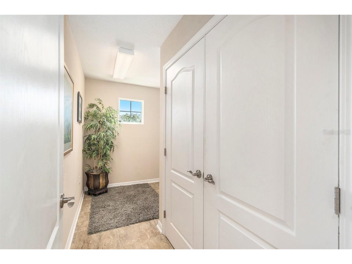 5701 S Macdill Avenue Tampa FL 33611 TB8406569 image32