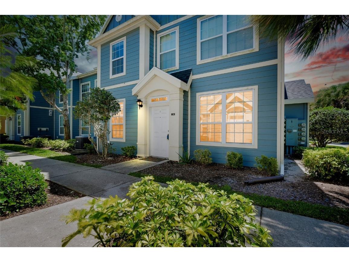 5701 Soldier Circle #104 Sarasota FL 34233 N6132163 image1