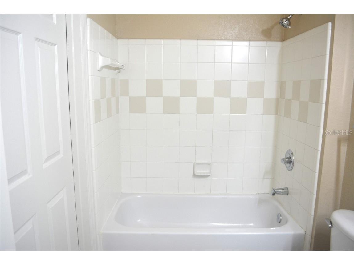 5701 Soldier Circle #104 Sarasota FL 34233 A4627872 image32