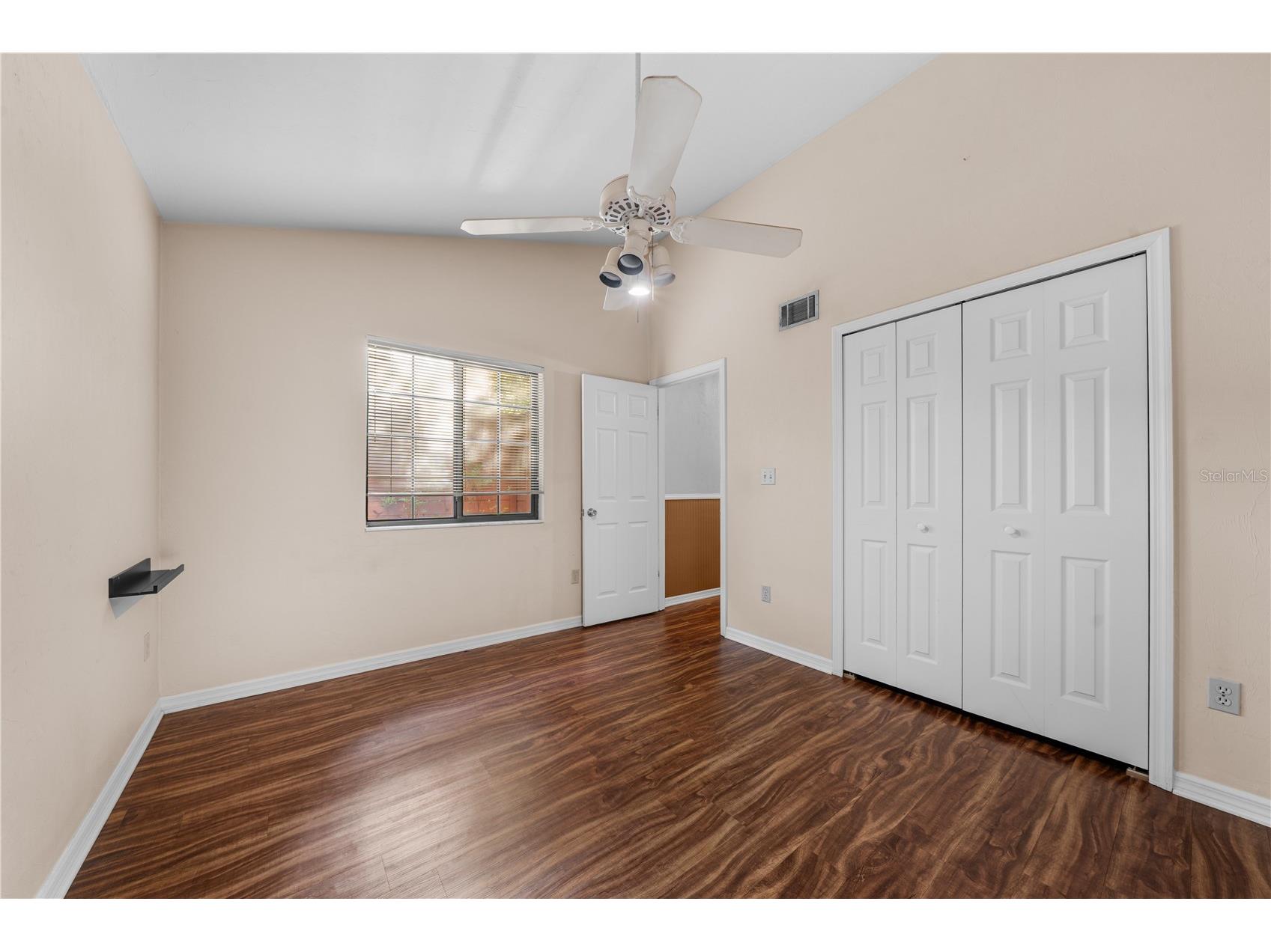 5701 SW 10th Place Gainesville FL 32607 GC539107 image10