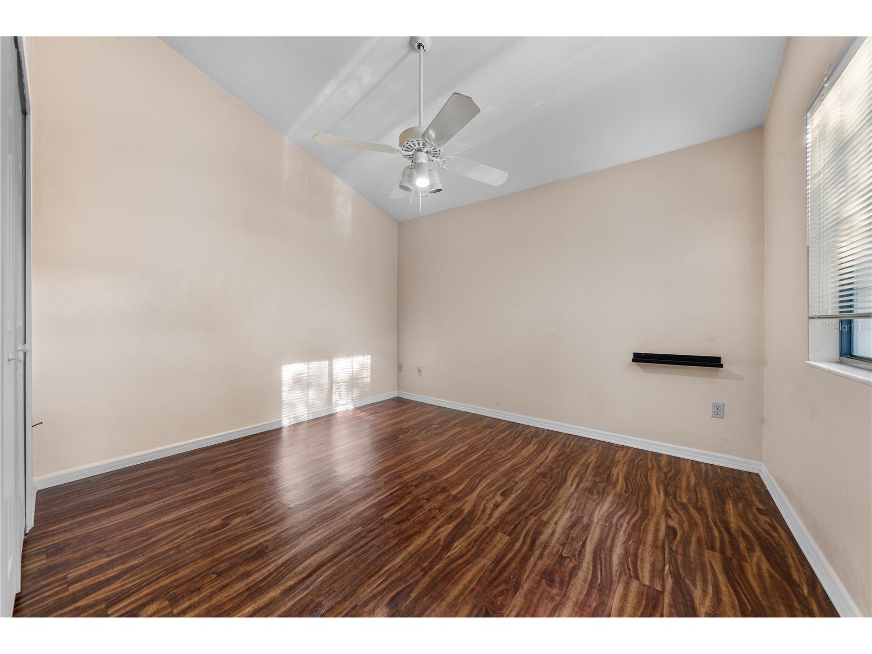 5701 SW 10th Place Gainesville FL 32607 GC539107 image8