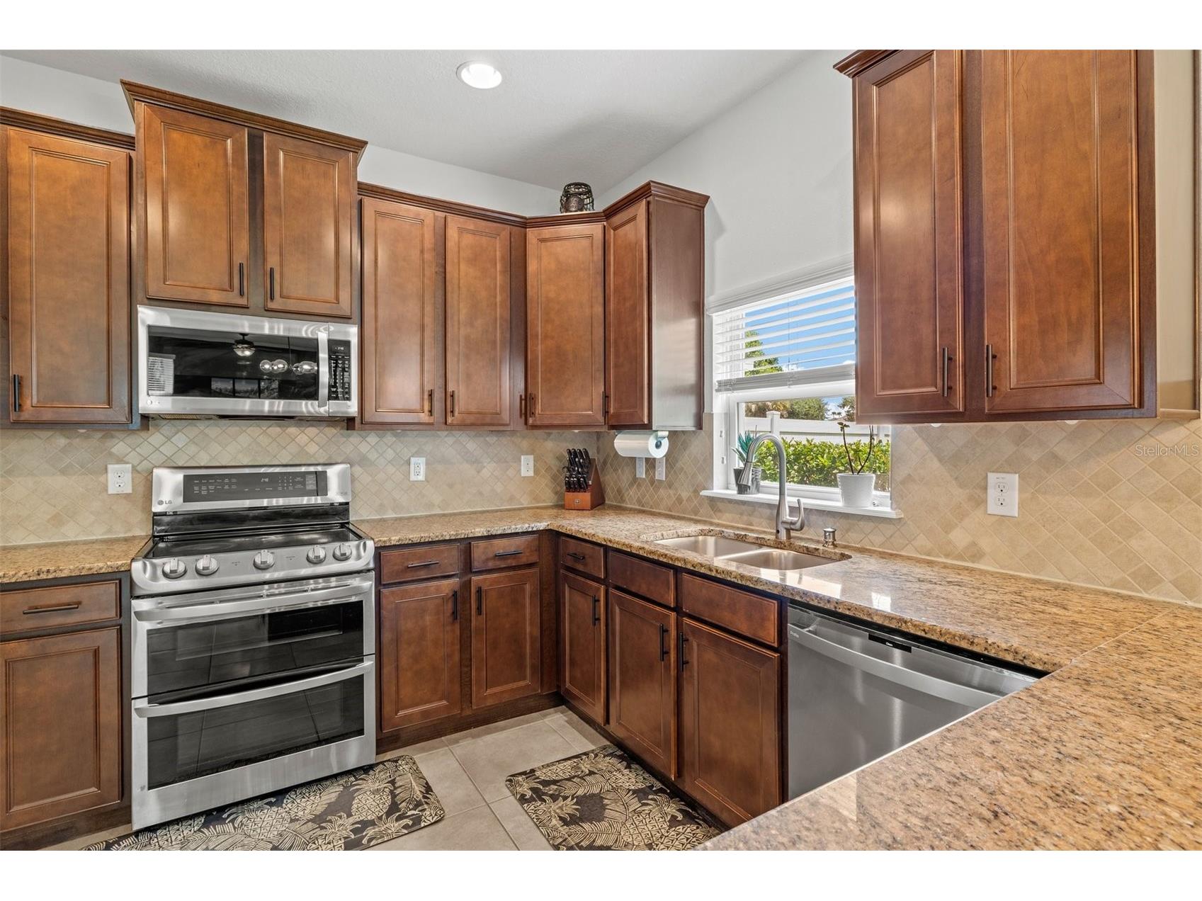 5703 New Paris Way Ellenton FL 34222 A4698719 image12