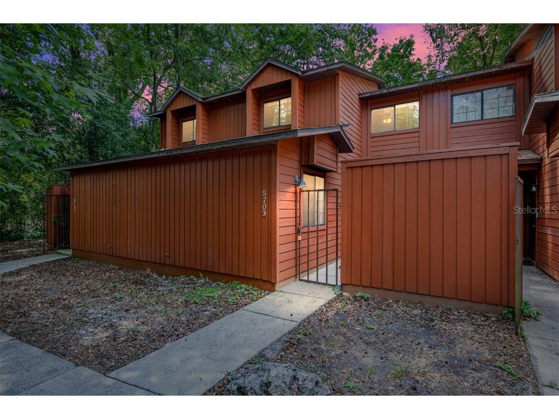 5703 SW 10th Place Gainesville FL 32607 GC512893 image1