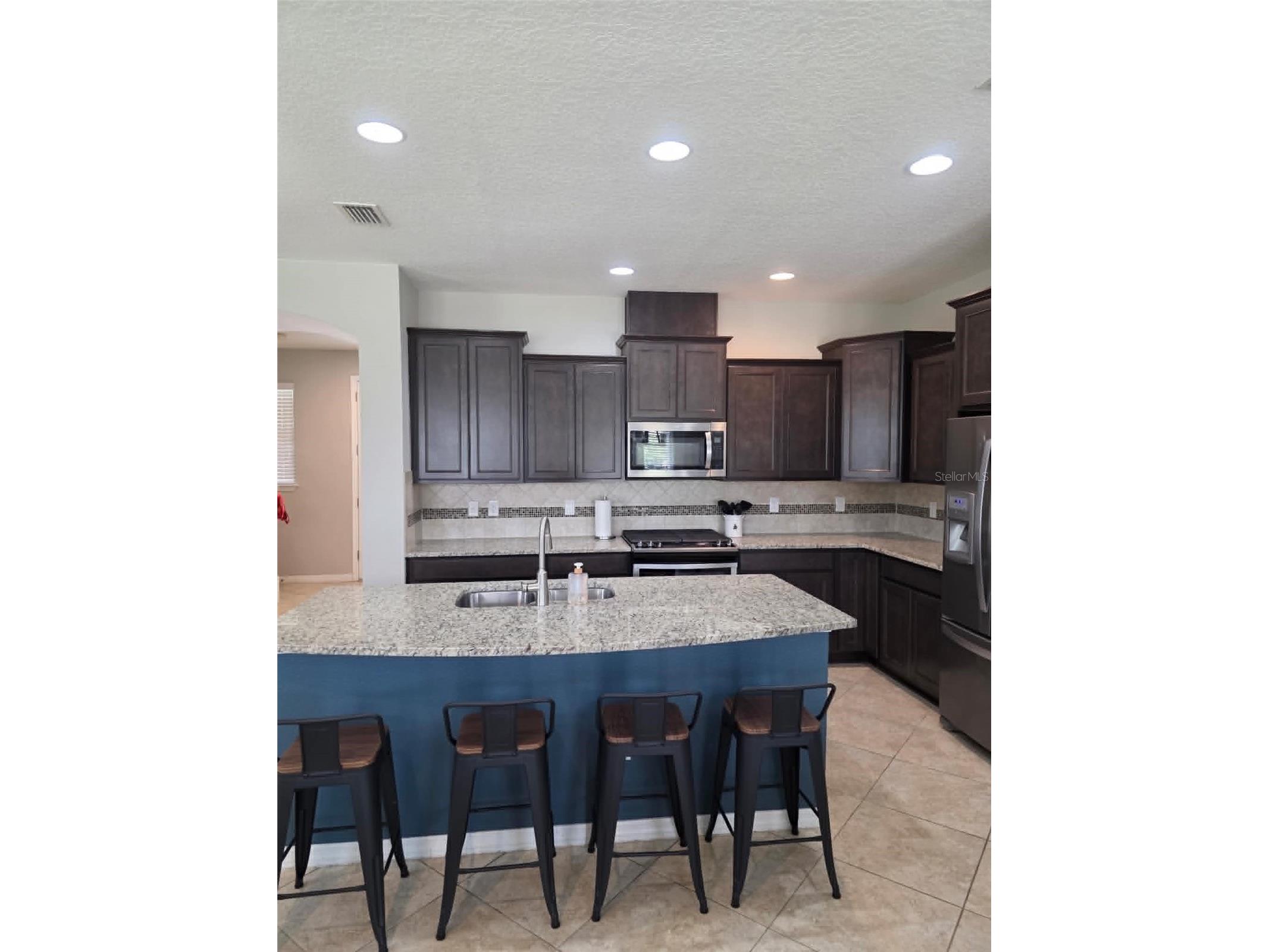 5703 Village Center Drive Lithia FL 33547 TB8520877 image10