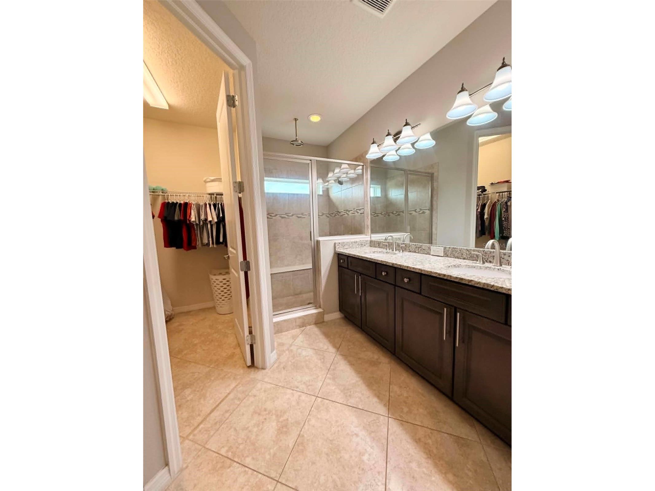 5703 Village Center Drive Lithia FL 33547 TB8520877 image21