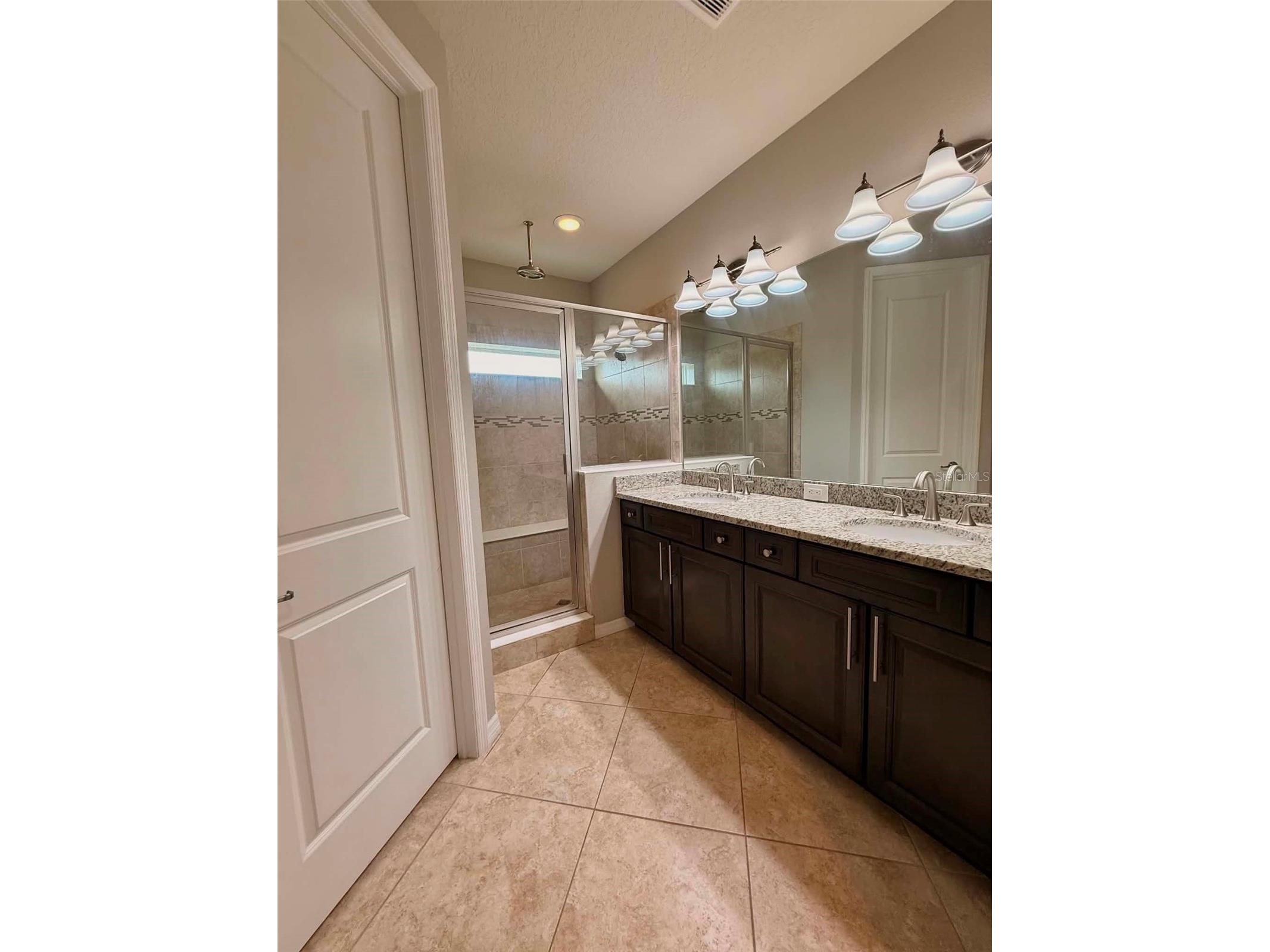 5703 Village Center Drive Lithia FL 33547 TB8520877 image22