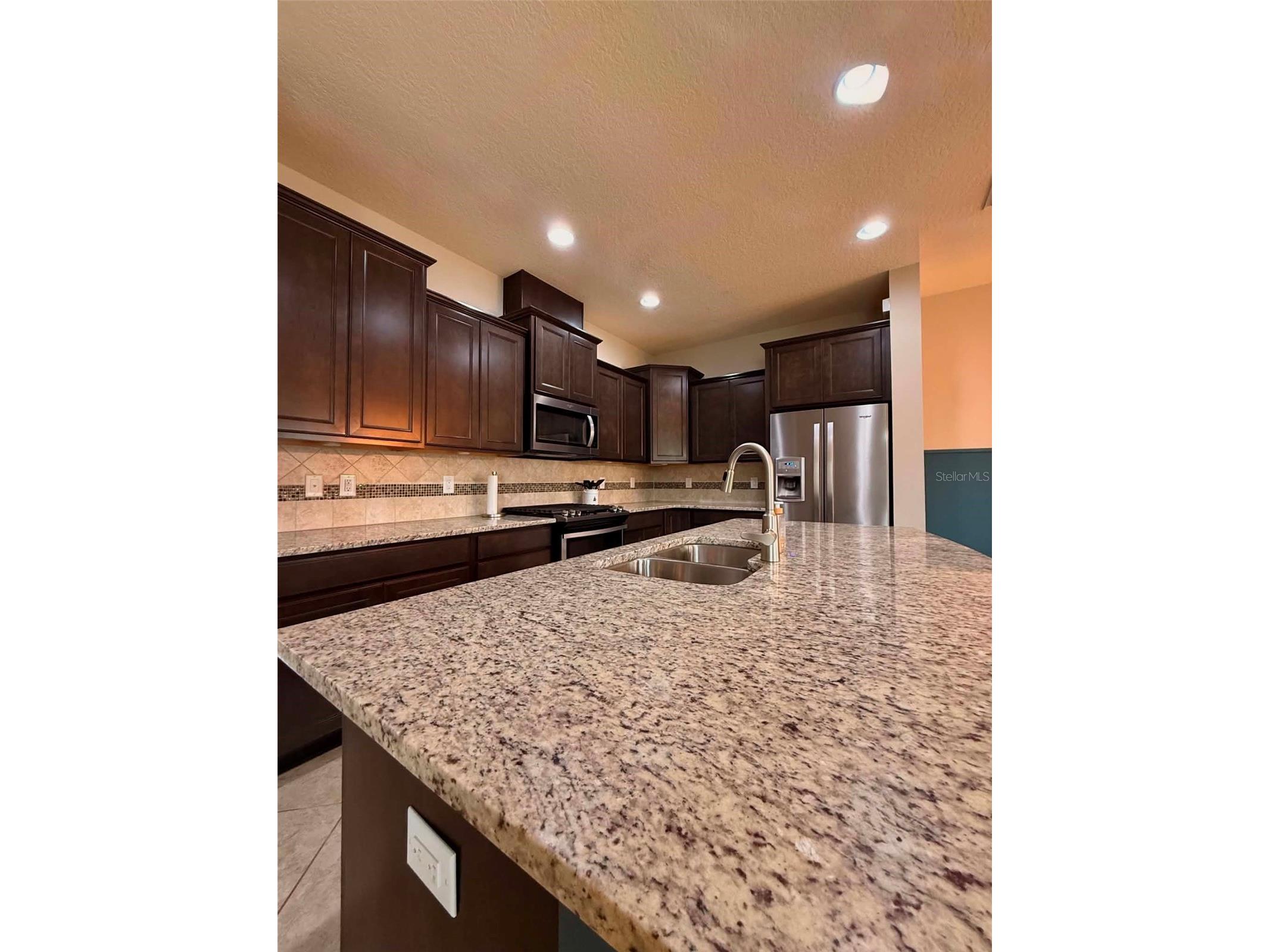 5703 Village Center Drive Lithia FL 33547 TB8520877 image7