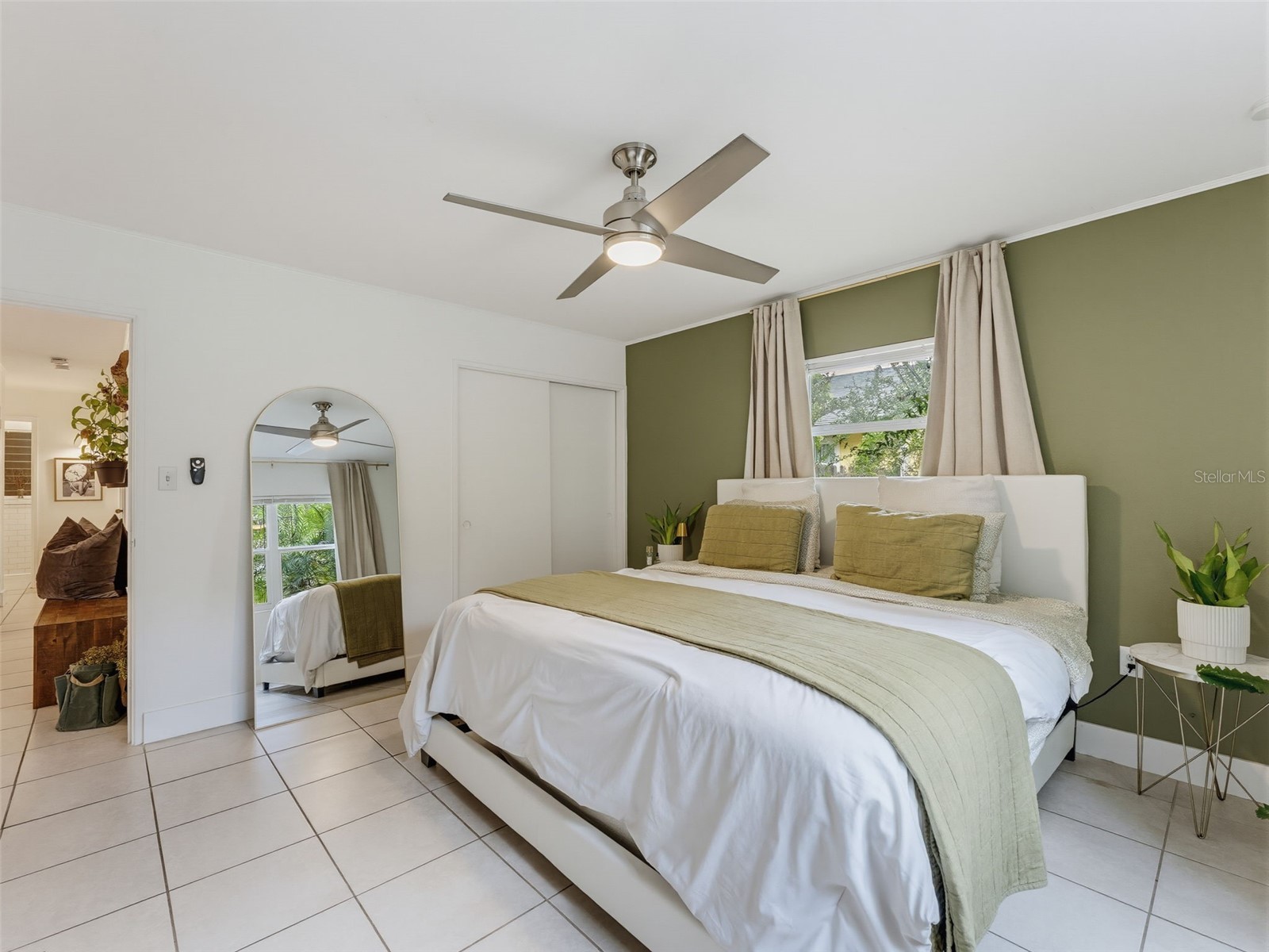 5704 13th Street Zephyrhills FL 33542 W7887419 image17