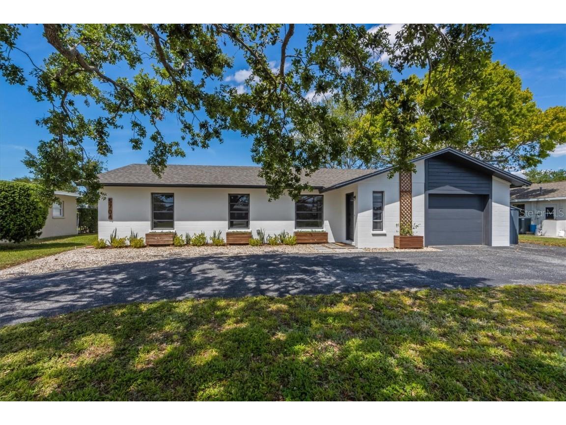 5704 2nd Avenue Drive NW Bradenton FL 34209 A4647419 image1
