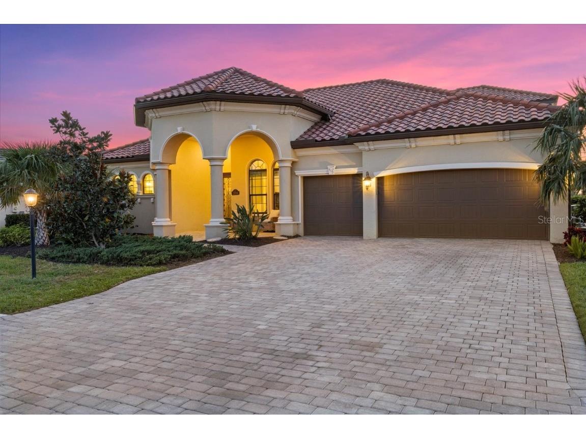 5704 Arnie Loop Lakewood Ranch FL 34211 G5088791 image1