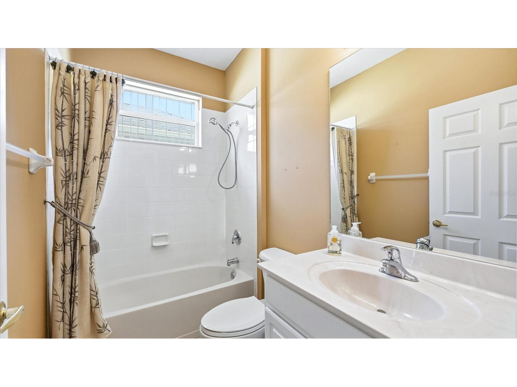5704 White Jasmine Way North Port FL 34287 A4692312 image32