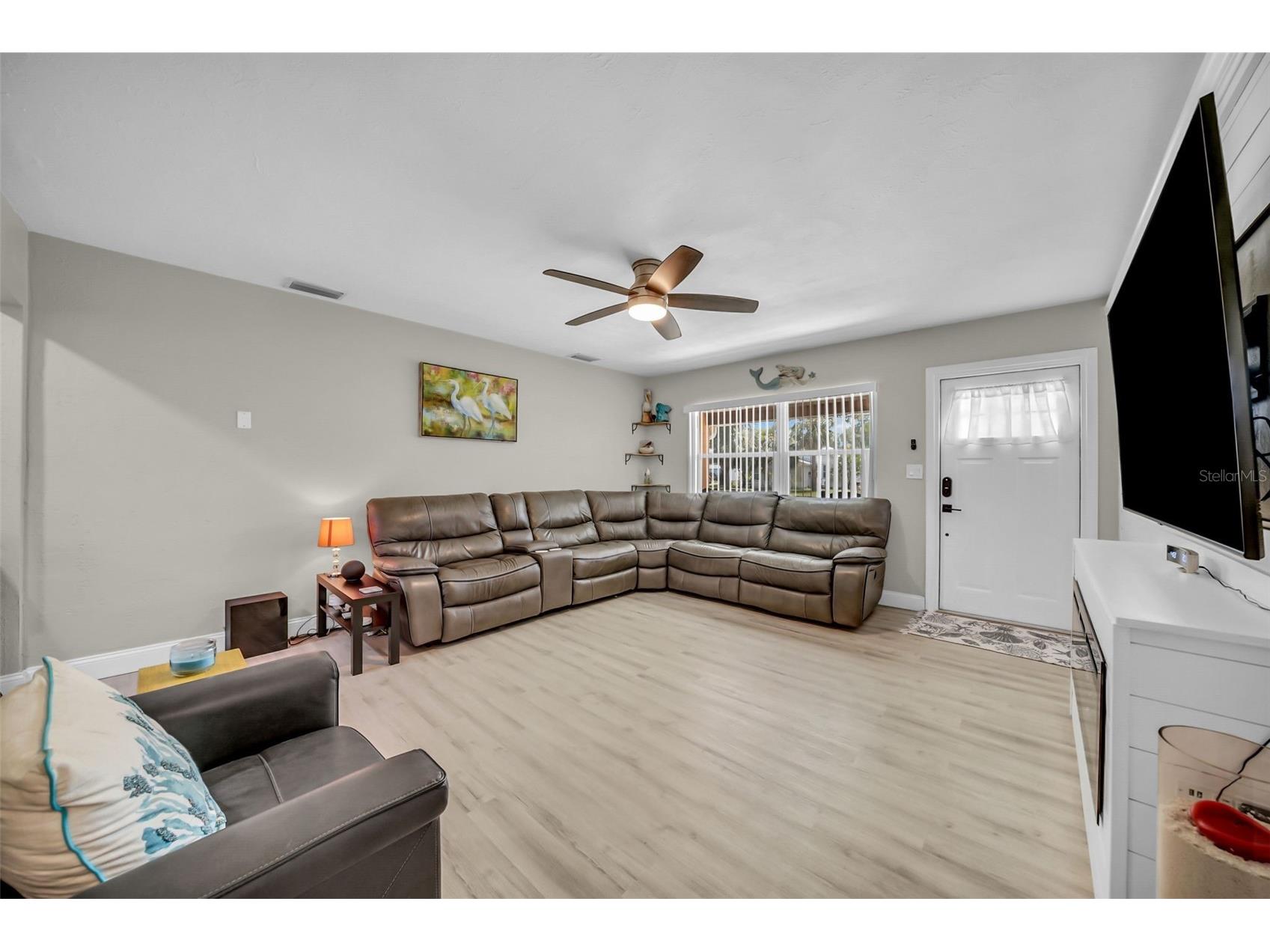 5705 15th Avenue S Gulfport FL 33707 TB8504909 image8