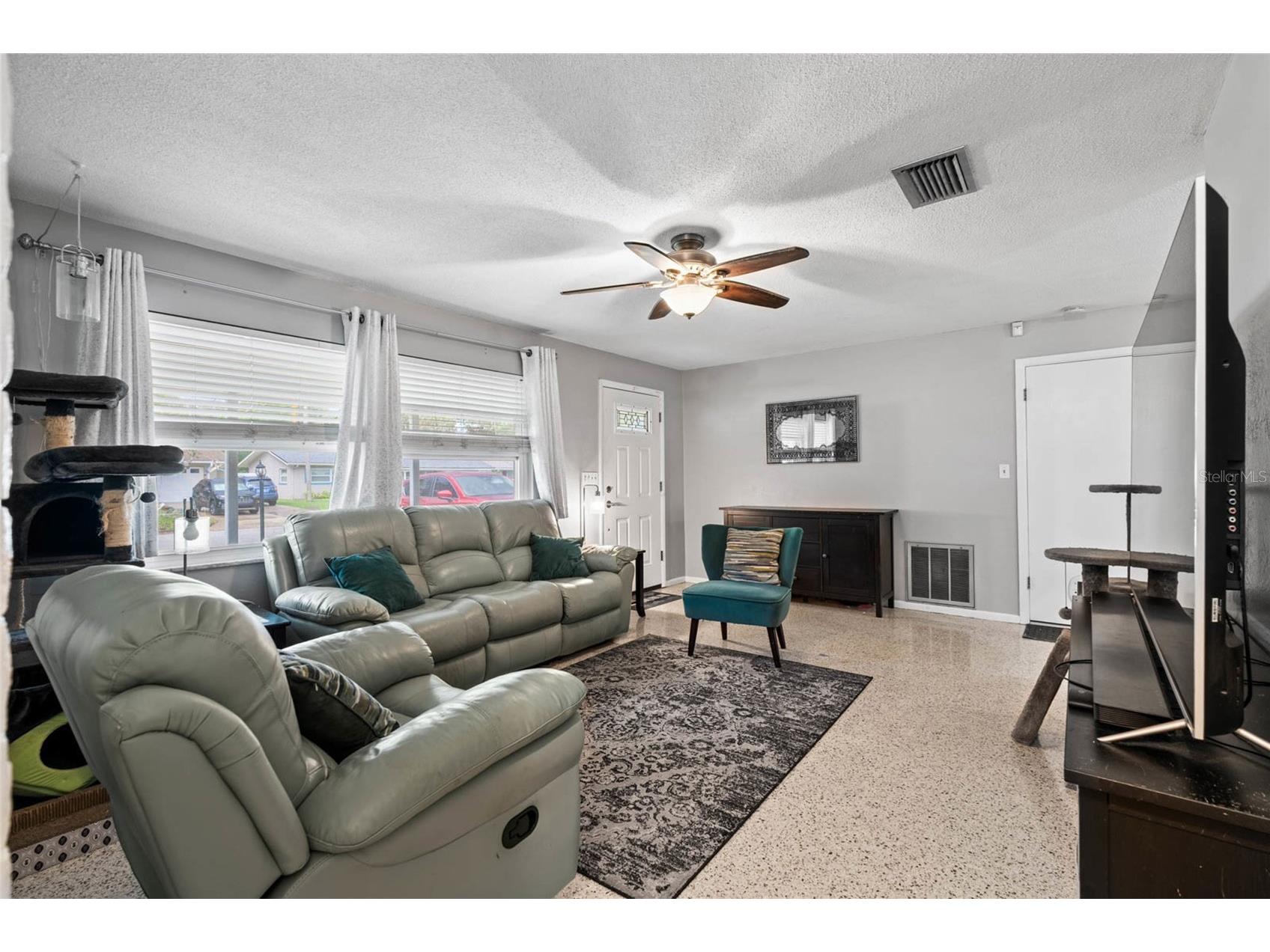 5705 45th Avenue N Kenneth City FL 33709 TB8406369 image4