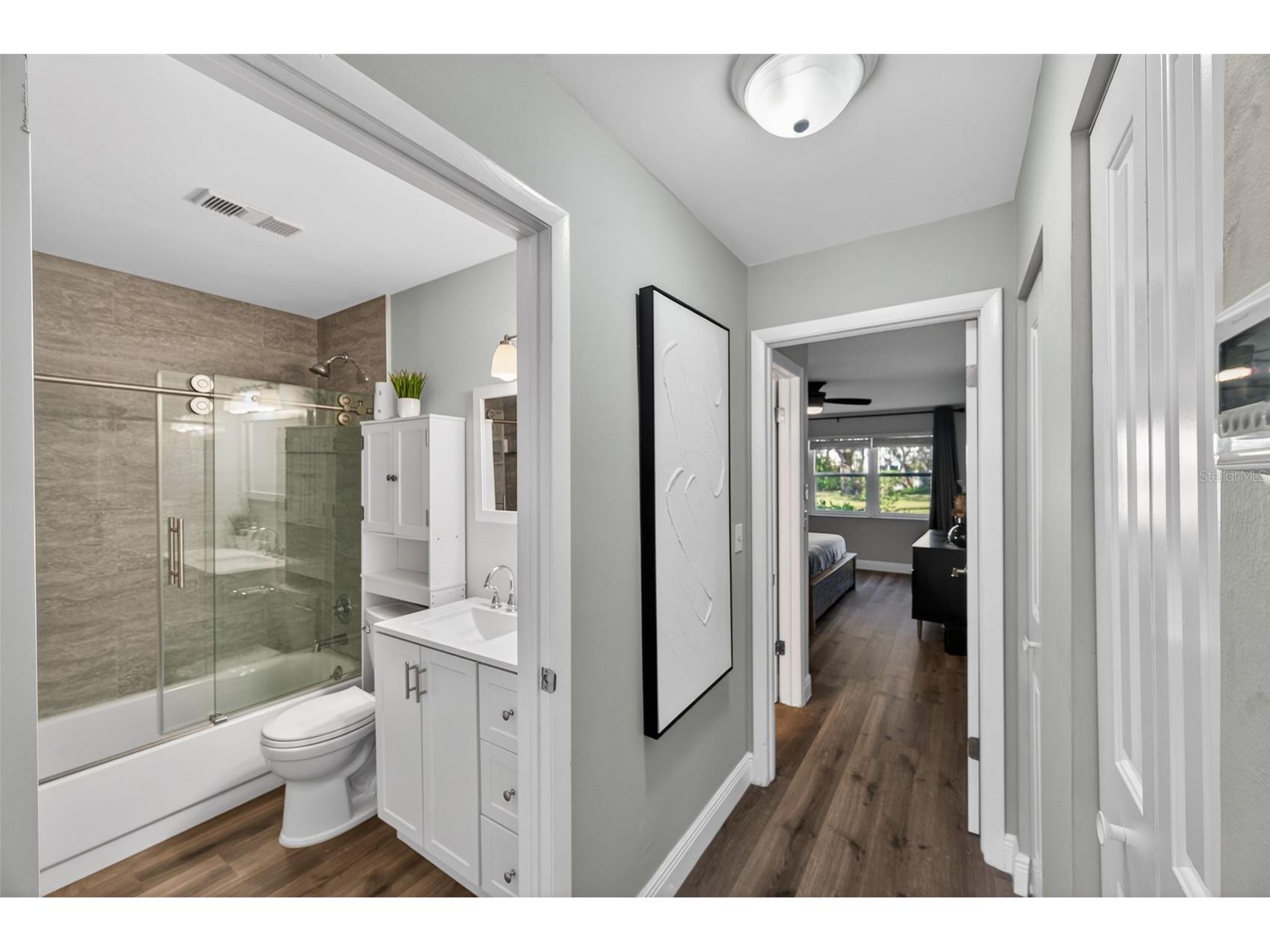 5705 80th Street N #105 Saint Petersburg FL 33709 TB8467877 image18