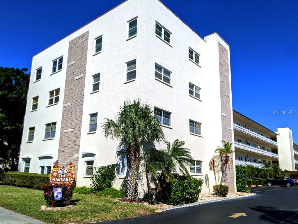 5705 80th Street N #106 Saint Petersburg FL 33709 A4549772 image1