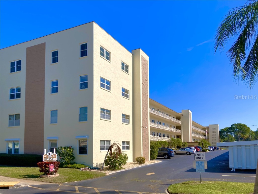 5705 80th Street N #308 Saint Petersburg FL 33709 U8228905 image1