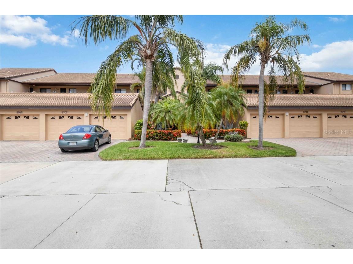 5705 Ashton Way #5705 Sarasota FL 34231 - ASHTON LAKES A4670199 image3