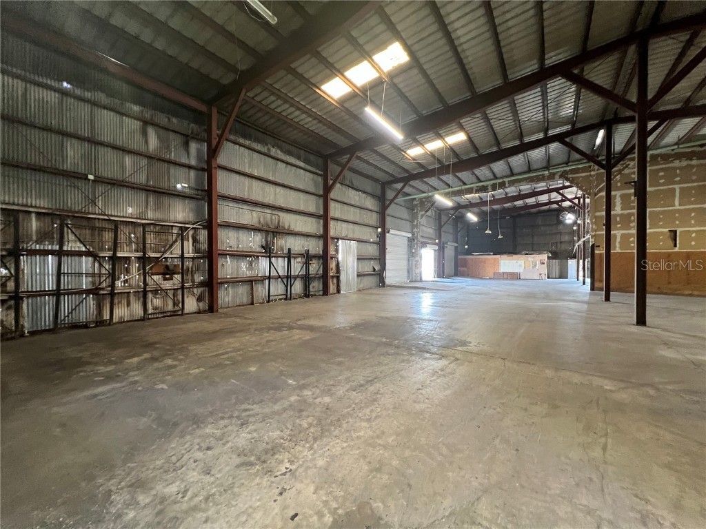 5705 E Hanna Avenue Tampa FL 33610 TB8451081 image11