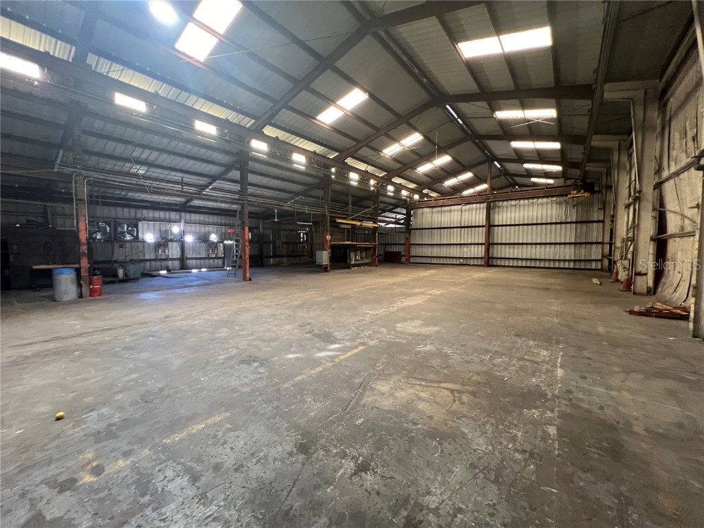 5705 E Hanna Avenue Tampa FL 33610 TB8451081 image13