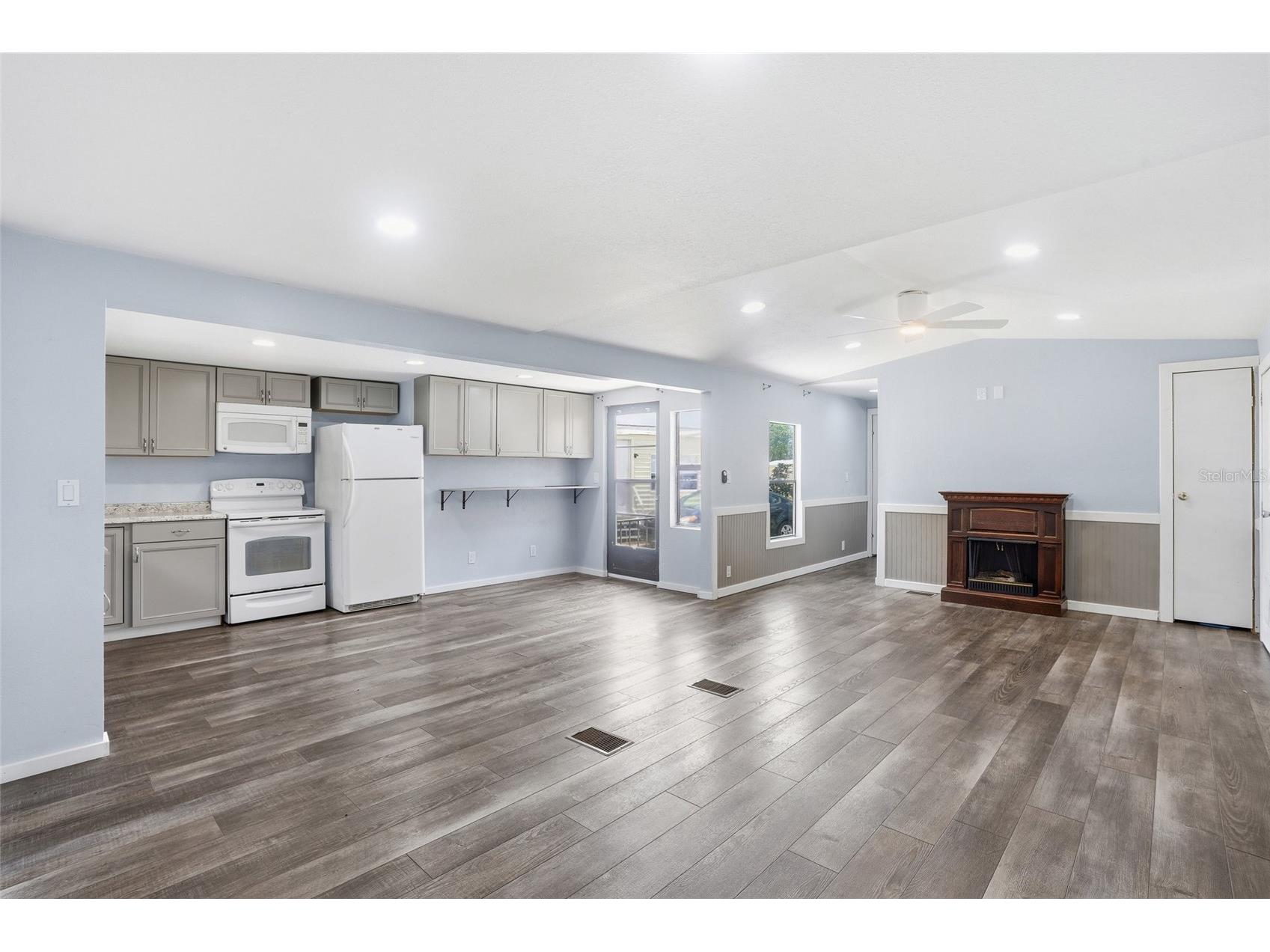 5705 Holiday Park Boulevard North Port FL 34287 C7526431 image8