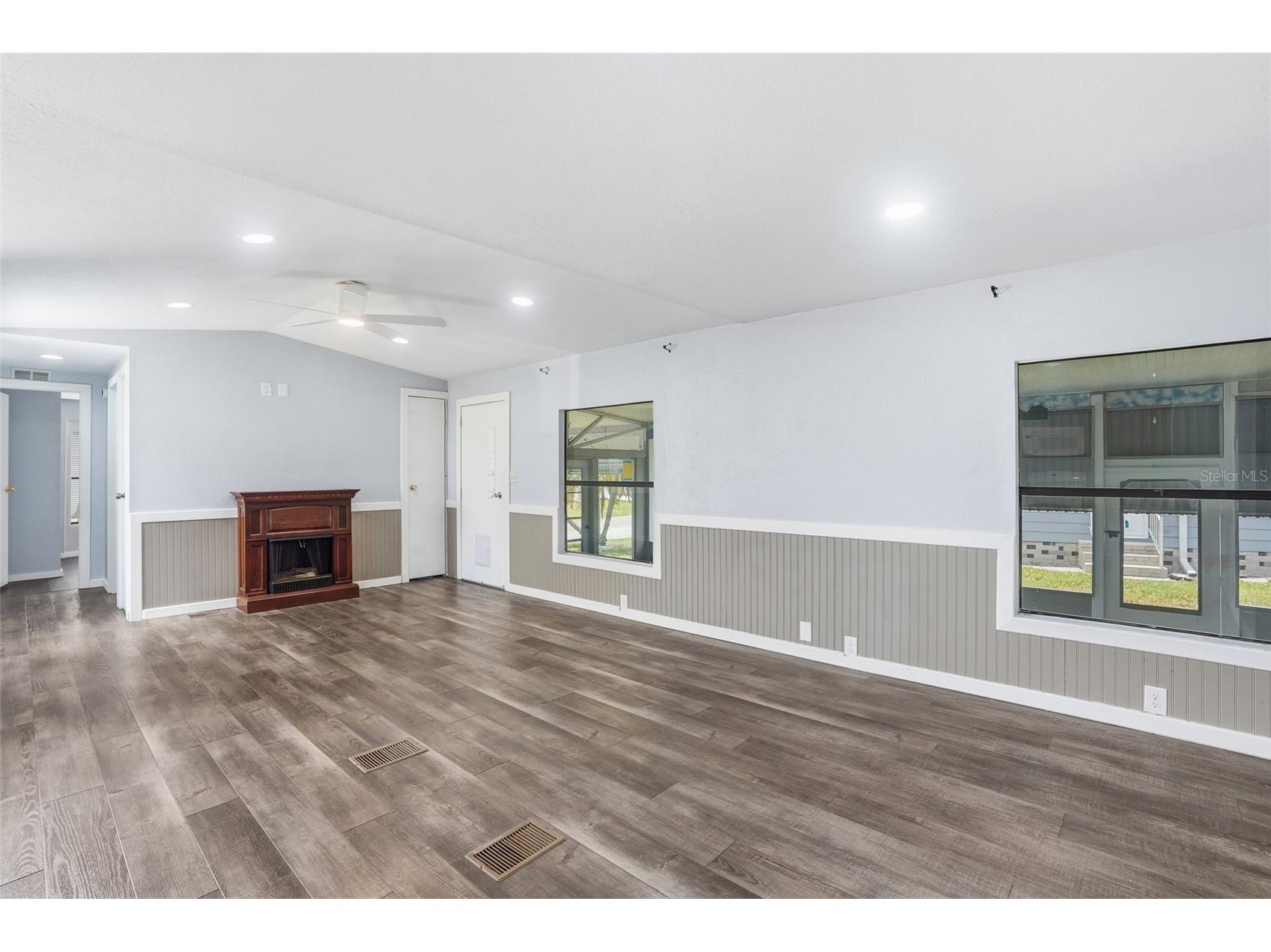 5705 Holiday Park Boulevard North Port FL 34287 C7526431 image9