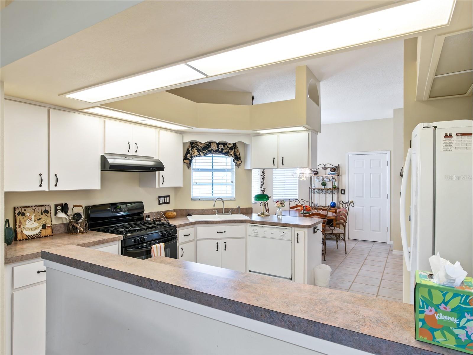 5705 King James Avenue Leesburg FL 34748 - COMMUNITY LAKES AND PONDS G5113199 image16