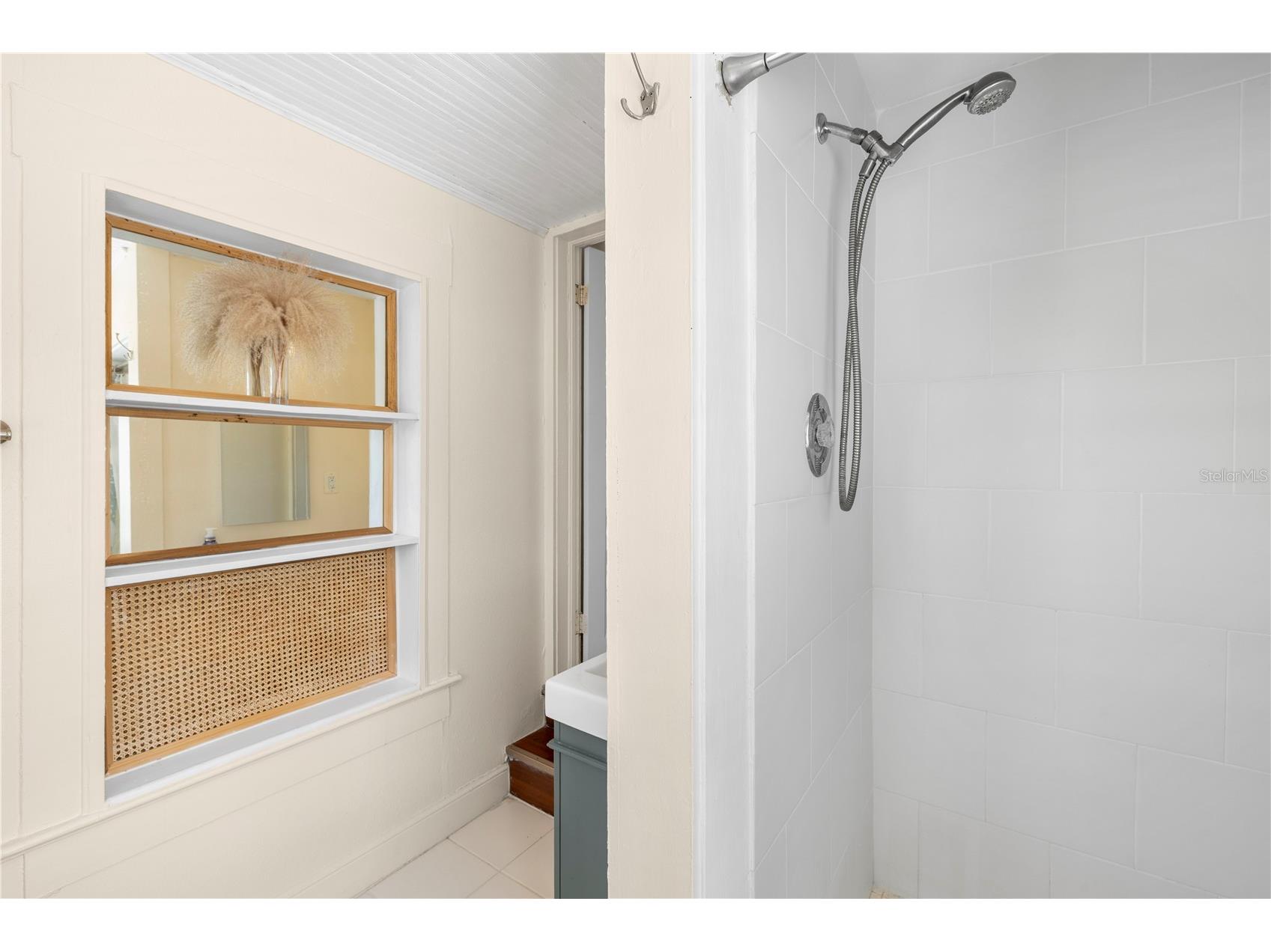 5705 N Miami Avenue Tampa FL 33604 TB8447932 image52