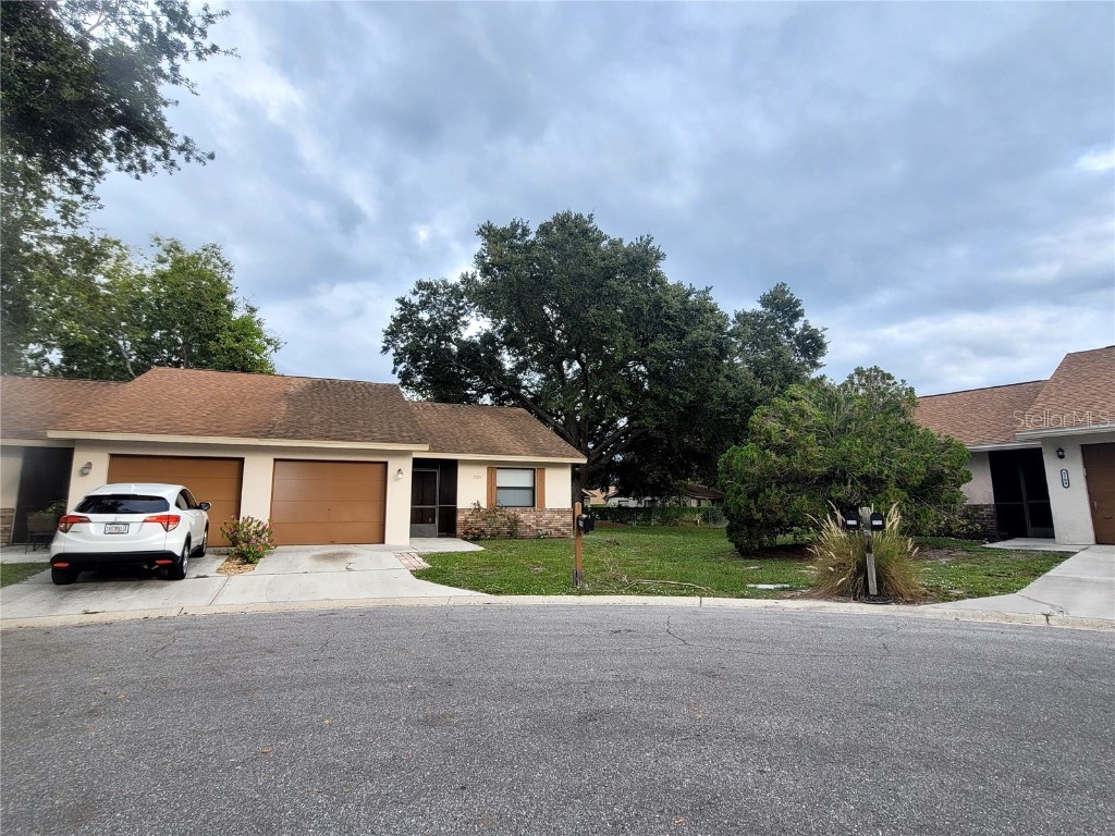 5706 Deer Hollow Trail Sarasota FL 34232 A4584955 image1