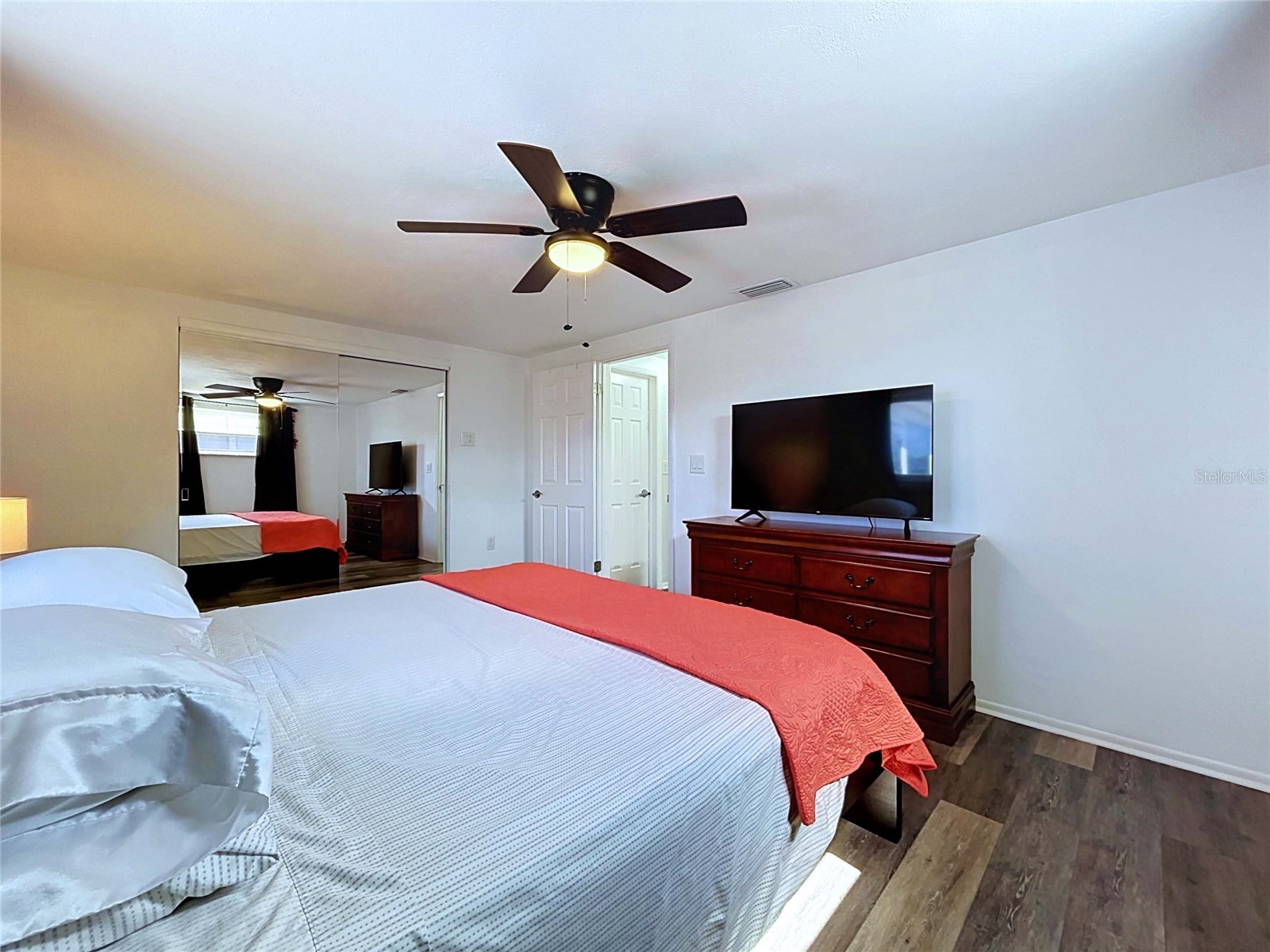 5706 Dove Drive New Port Richey FL 34652 TB8523156 image38