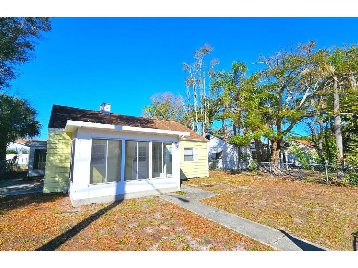 5706 Dr Martin Luther King Jr Street N Saint Petersburg FL 33703 T3507020 image1