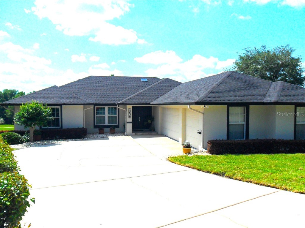 5706 Manchester Drive W Lakeland FL 33810 L4944175 image1