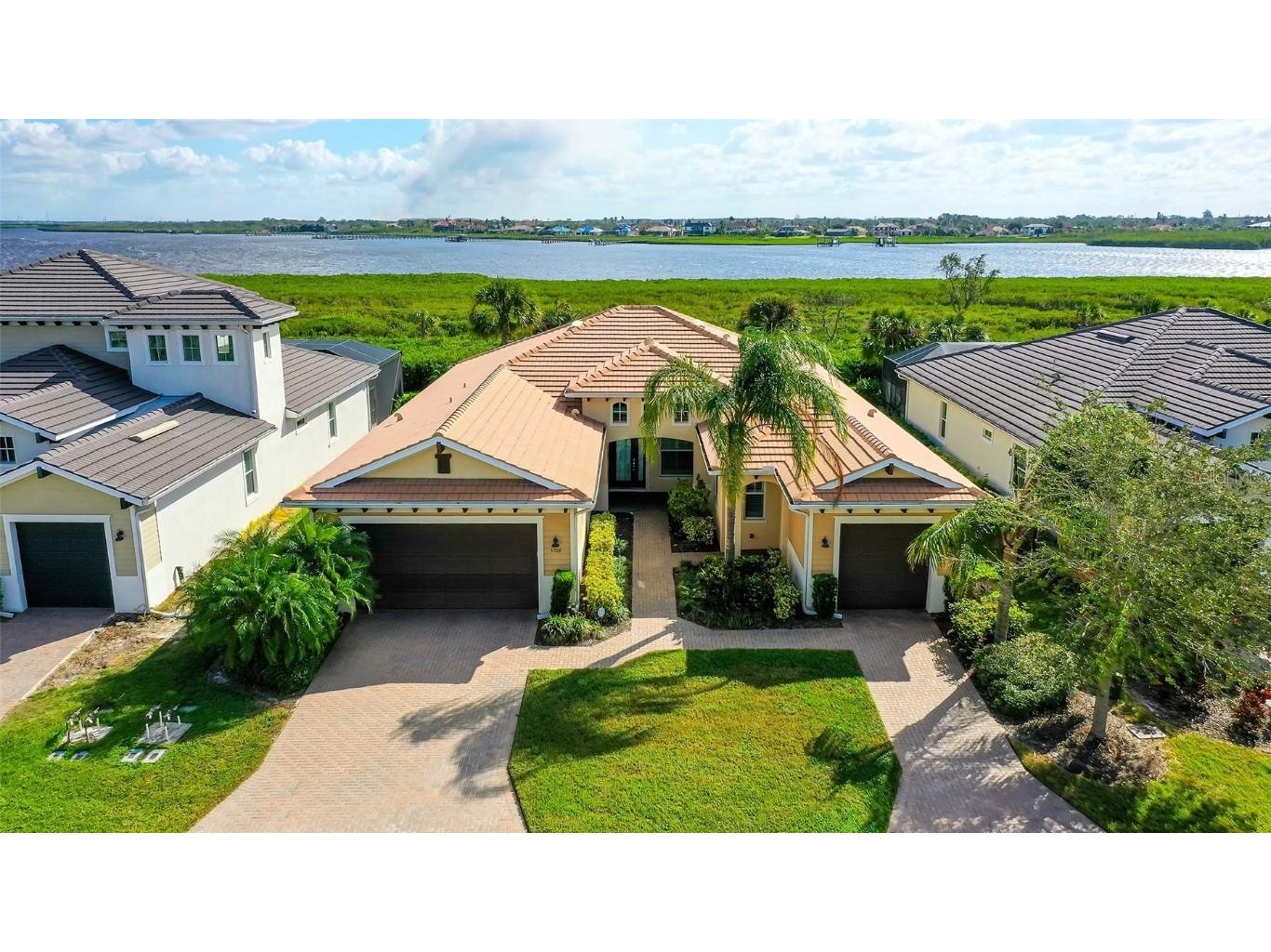 5706 Tidewater Preserve Boulevard Bradenton FL 34208 - MANATEE RIVER A4629216 image1