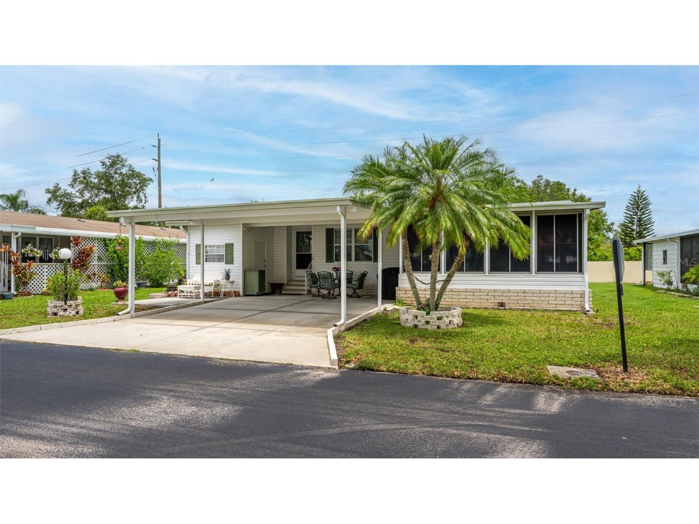 5707 45th St E #2 Bradenton FL 34203 A4572045 image1